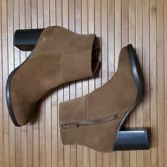 THURSDAY BOOT COMPANY, The Modern Zip Up Suede Ankle Boots, Cognac, Size 8, NWOT - Picture 8 of 8